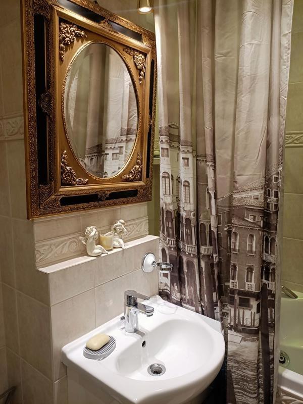 Swietokrzyska Varšava Exteriér fotografie